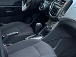 Chevrolet Aveo-12
