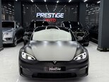 Tesla Model S-2