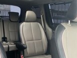 Kia Carnival-11