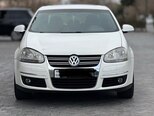 Volkswagen Jetta-1