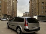 Renault Megane-7
