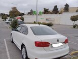 Volkswagen Jetta-5