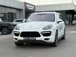 Porsche Cayenne Turbo-4