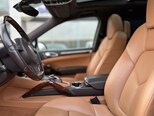 Porsche Cayenne Turbo-17