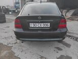 Opel Vectra-5