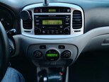 Hyundai Accent-4