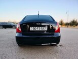 Hyundai Accent-2