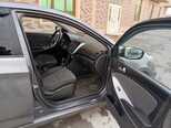 Hyundai Accent-10