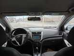 Hyundai Accent-4