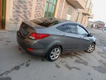 Hyundai Accent-5