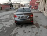 Hyundai Accent-2