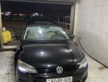Volkswagen Jetta-2