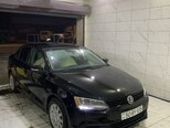 Volkswagen Jetta-1