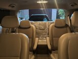 Kia Carnival-14