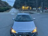 Hyundai Elantra-1