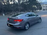 Hyundai Elantra-6