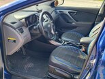 Hyundai Elantra-8