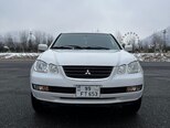 Mitsubishi Airtrek-1