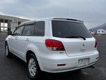 Mitsubishi Airtrek-6