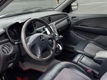 Mitsubishi Airtrek-9