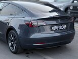 Tesla Model 3-7