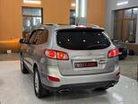 Hyundai Santa Fe-10