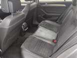 Volkswagen Passat-9