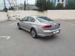 Volkswagen Passat-6