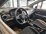 Nissan Sunny-8