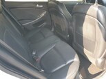 Hyundai Accent-11