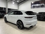Porsche Cayenne-9