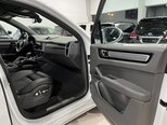 Porsche Cayenne-14