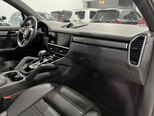 Porsche Cayenne-17