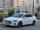 Hyundai Elantra-4