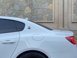 Maserati Quattroporte-11