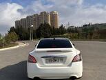 Nissan Maxima-5