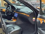 Mercedes E 220-11
