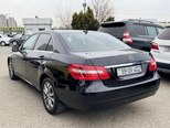 Mercedes E 220 d-5