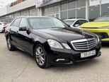 Mercedes E 220 d-3