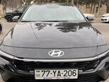 Hyundai Elantra-2