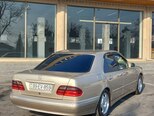 Mercedes E 220 d-5