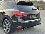Porsche Cayenne-7
