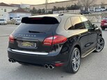 Porsche Cayenne-9