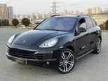 Porsche Cayenne-2
