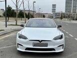 Tesla Model S-1