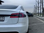 Tesla Model S-10