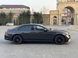Mercedes E 300 e-4