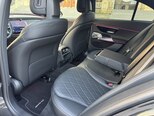 Mercedes E 300 e-11