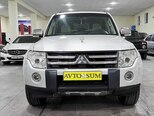 Mitsubishi Pajero-6