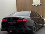 BMW 530e-7